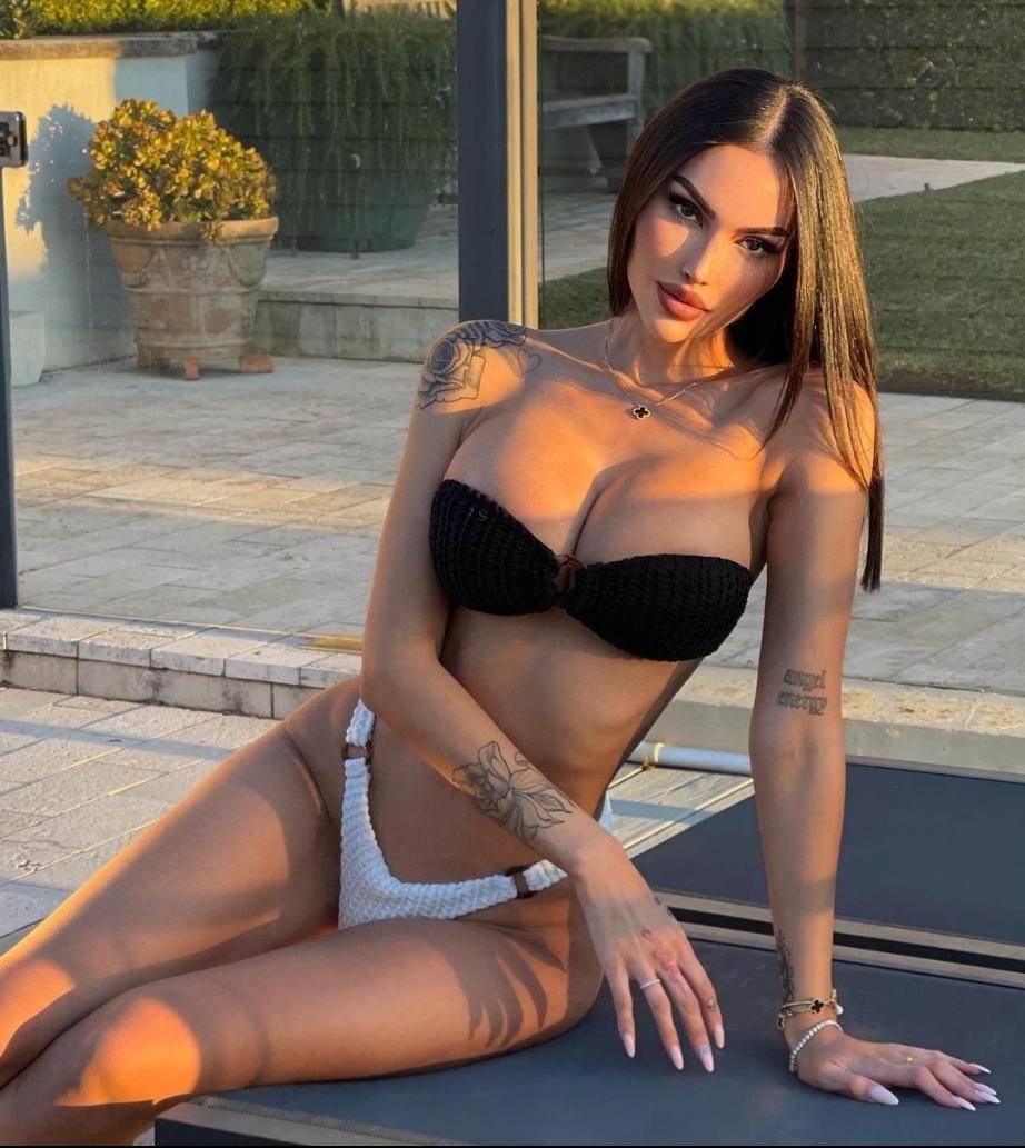 Esenyurt Escort Bayan Esmayla Unutulmaz Anlar Yaşayın