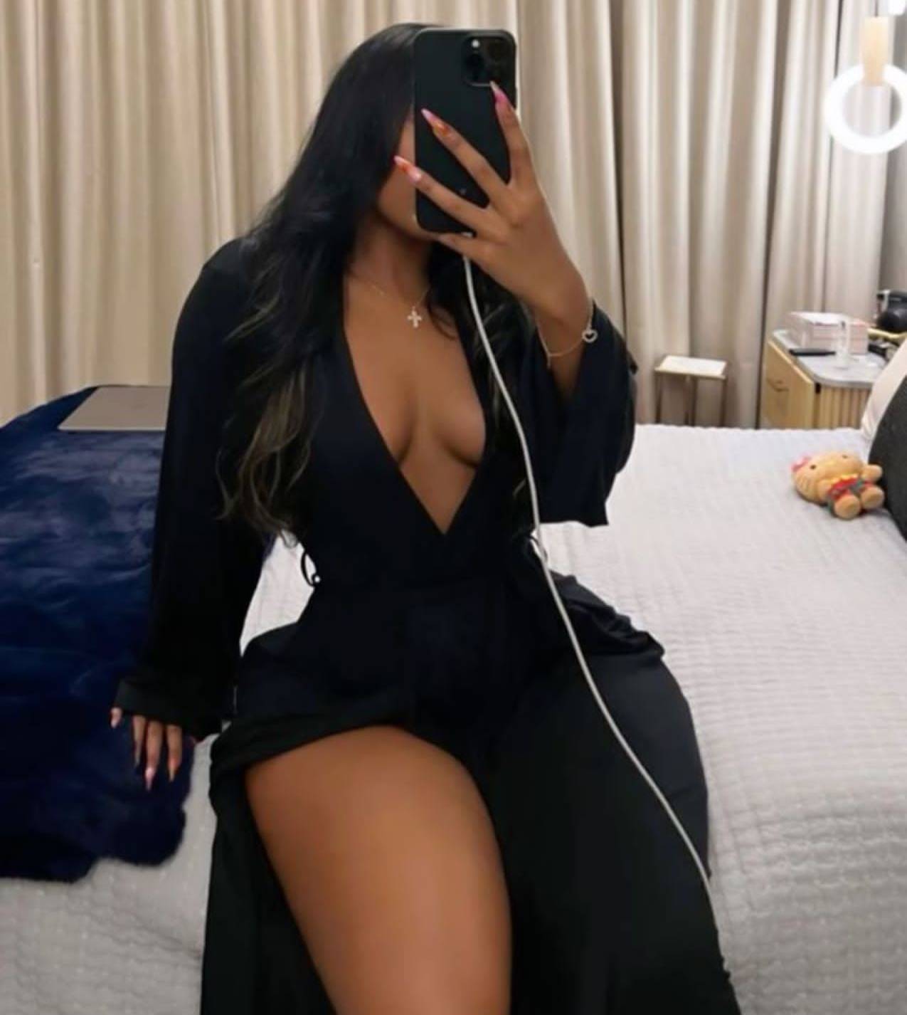 Esenyurt Escort Nur Her Yerde Görüşen Seksi Bayan